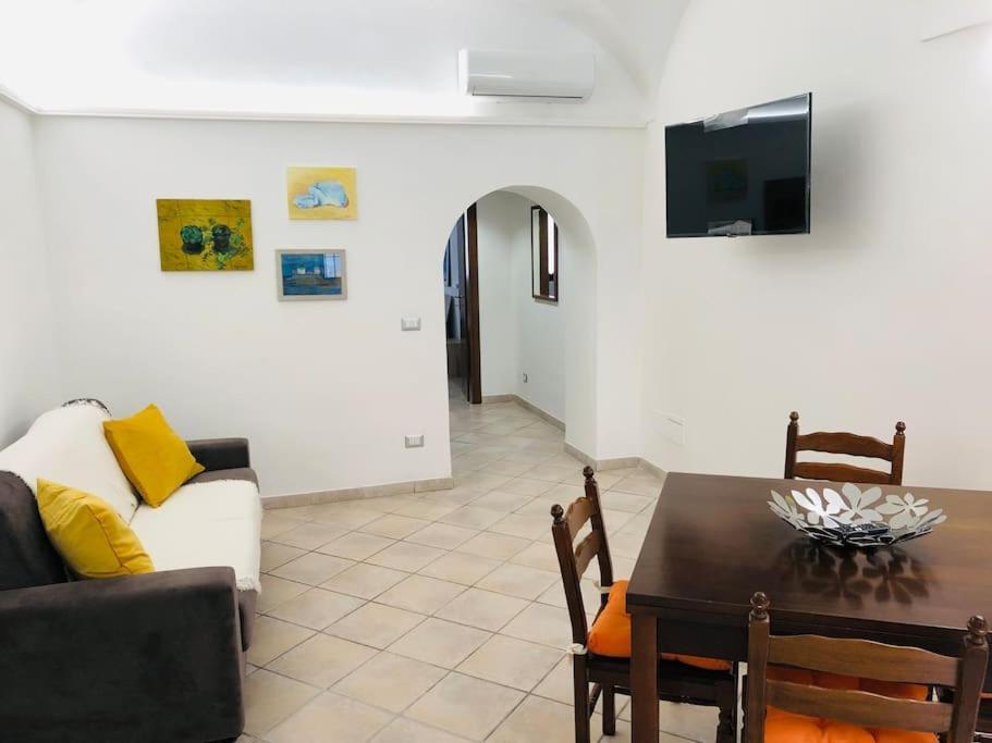 The House Of The Poet Apartment Civitavecchia Exterior foto