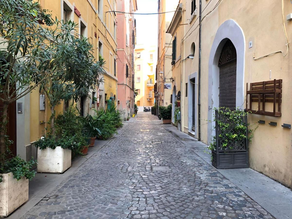 The House Of The Poet Apartment Civitavecchia Exterior foto